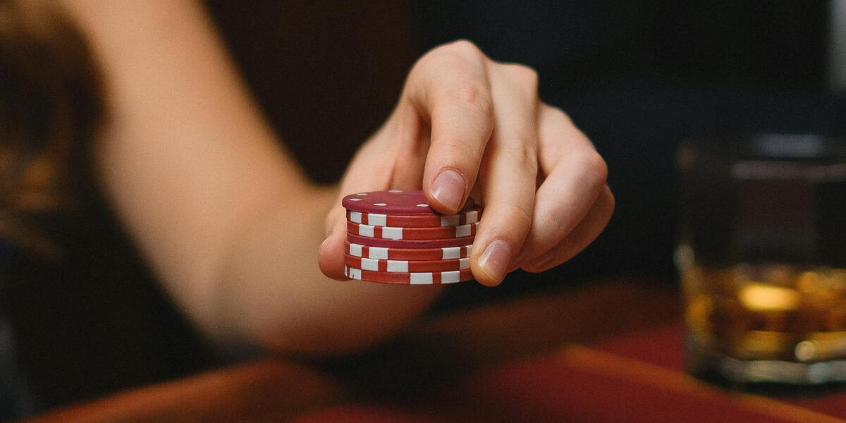 Discover Evolution Casino: Join the Scam Verification Community Inavegas