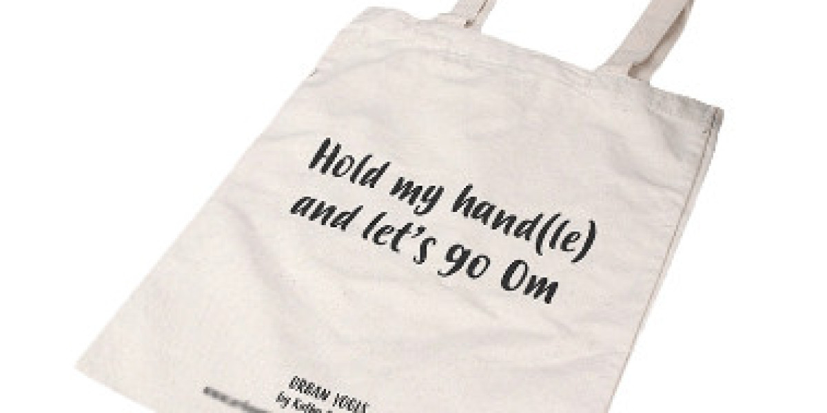What Makes a Canvas Tote with Zipper a Practical and Stylish Option?